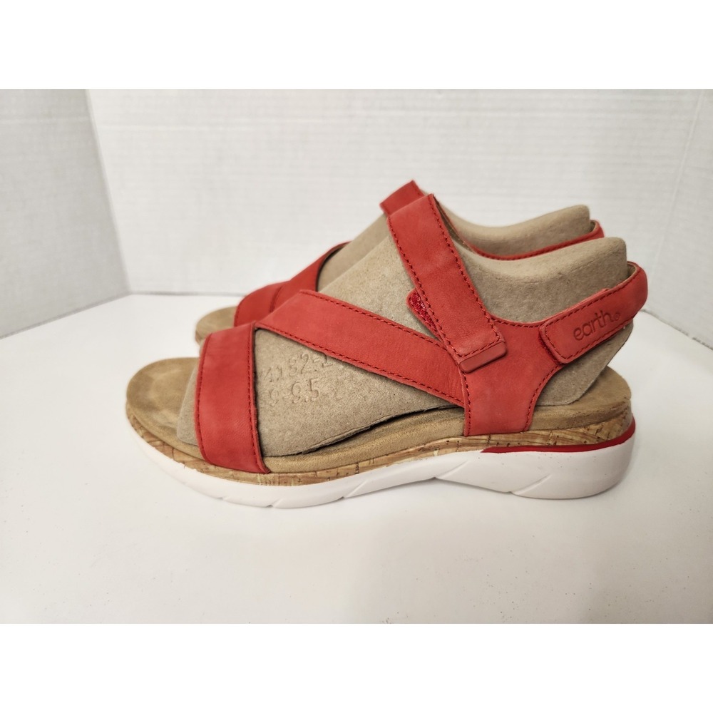 EARTH Womens US 8W Roni Casual Strappy Flat Sandal Comfort Cushioned Red New - Picture 7 of 11